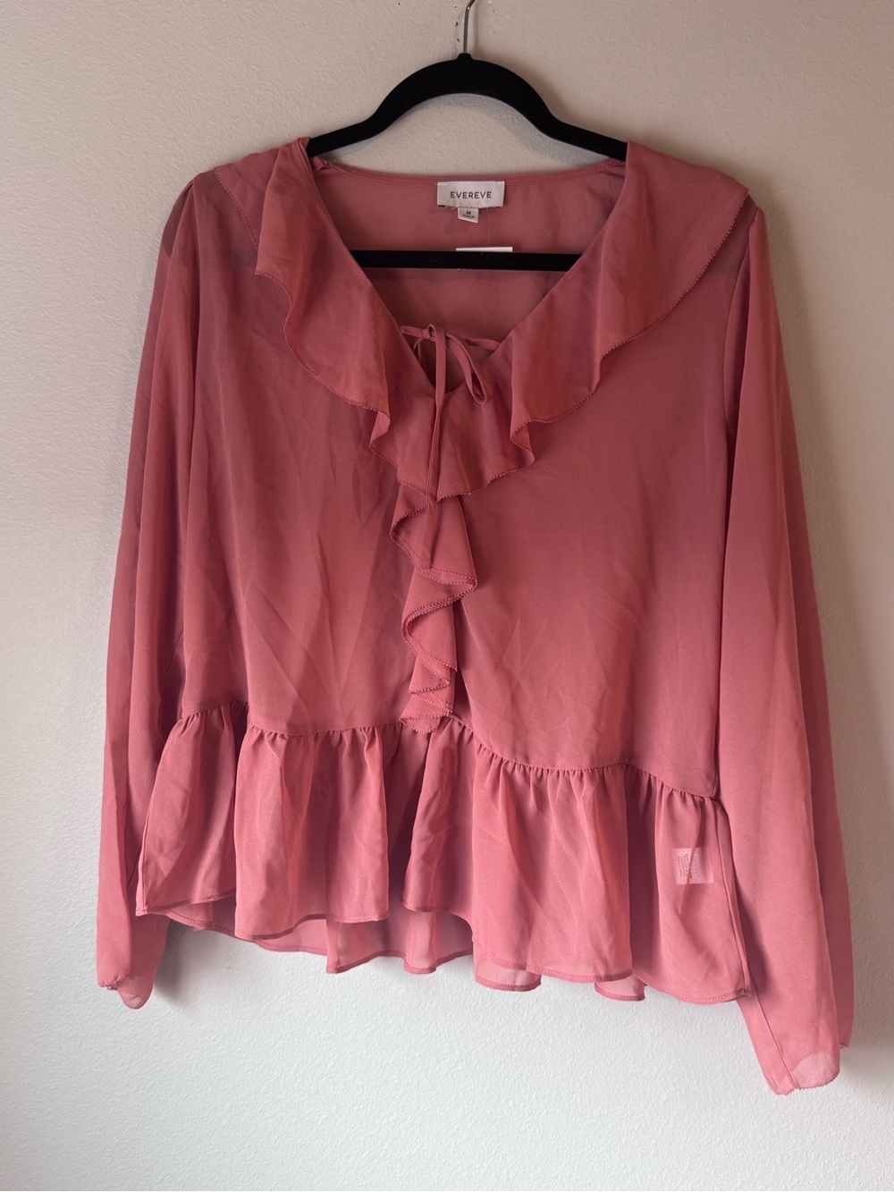 Evereve Women's Dusty Coral Ruffle Blouse